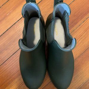 Old Navy Size 6 Hunter Green Rain Boots